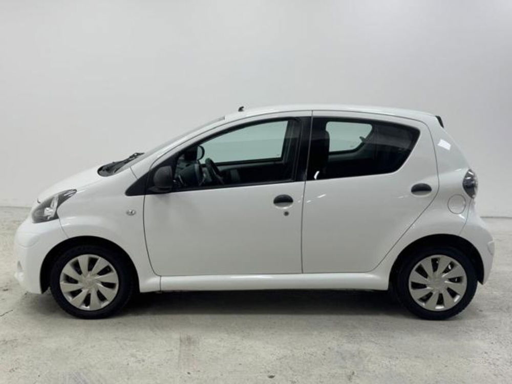 Toyota Aygo usata a Como (8)