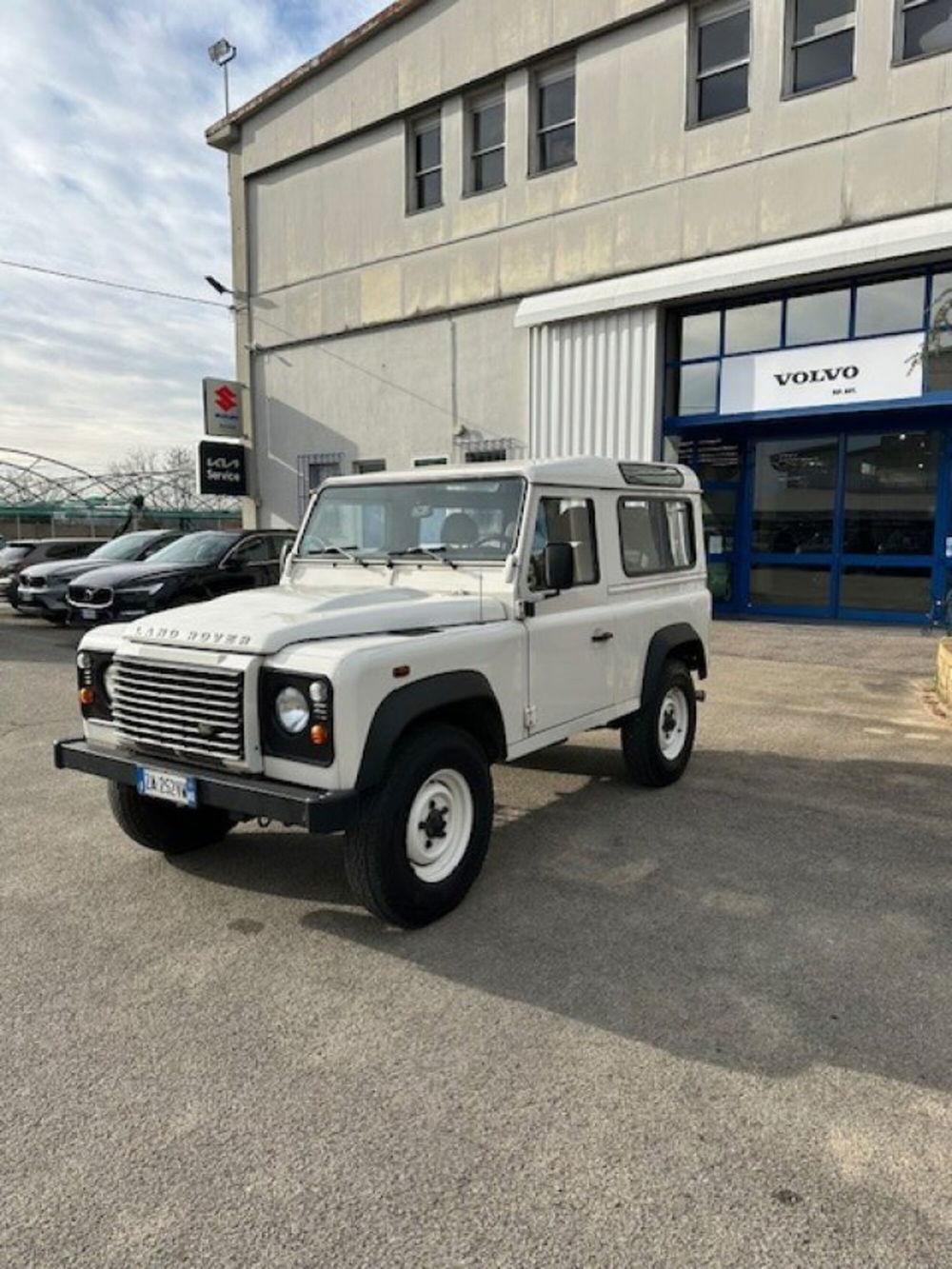 Land Rover Defender usata a Novara (4)