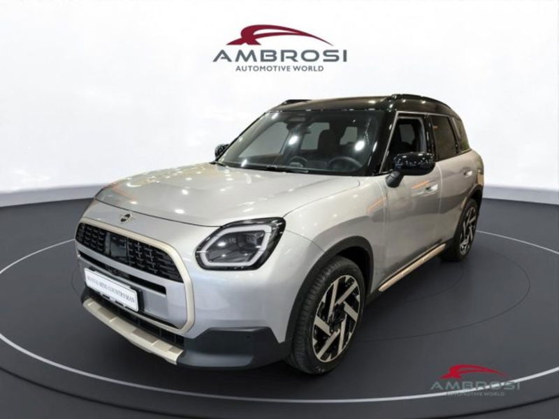 MINI Mini Countryman 1.5 48V C Favoured auto nuova a Corciano