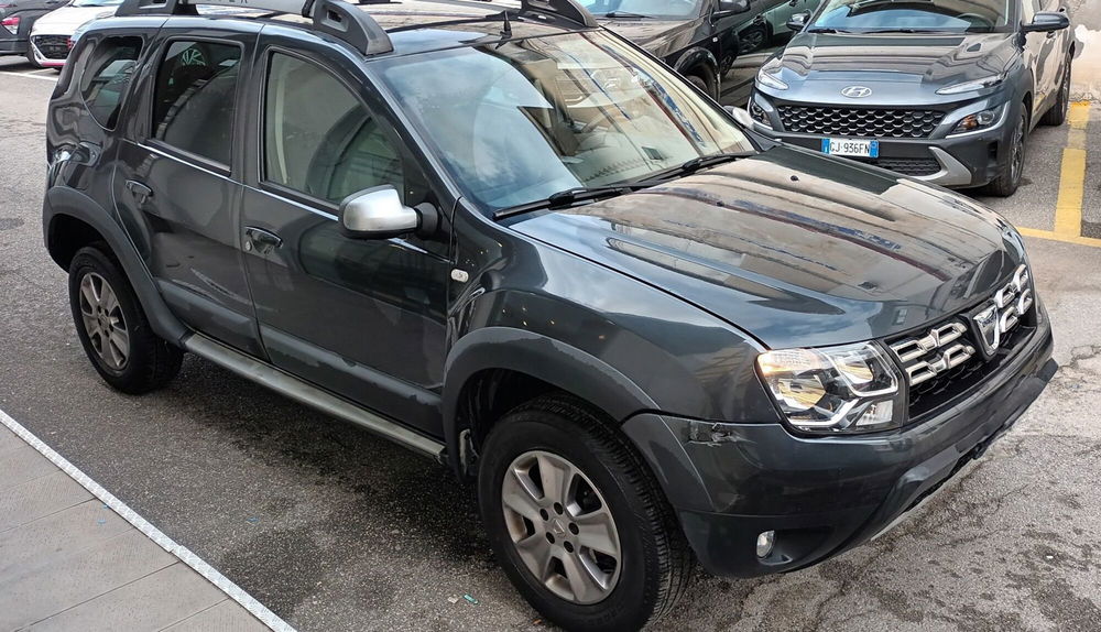 Dacia Duster usata a Napoli (7)