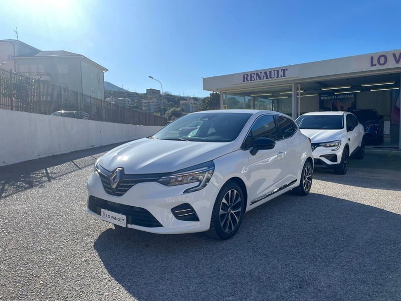 Renault Clio TCe 90 CV 5 porte Techno  del 2024 usata a Sant&#039;Agata di Militello