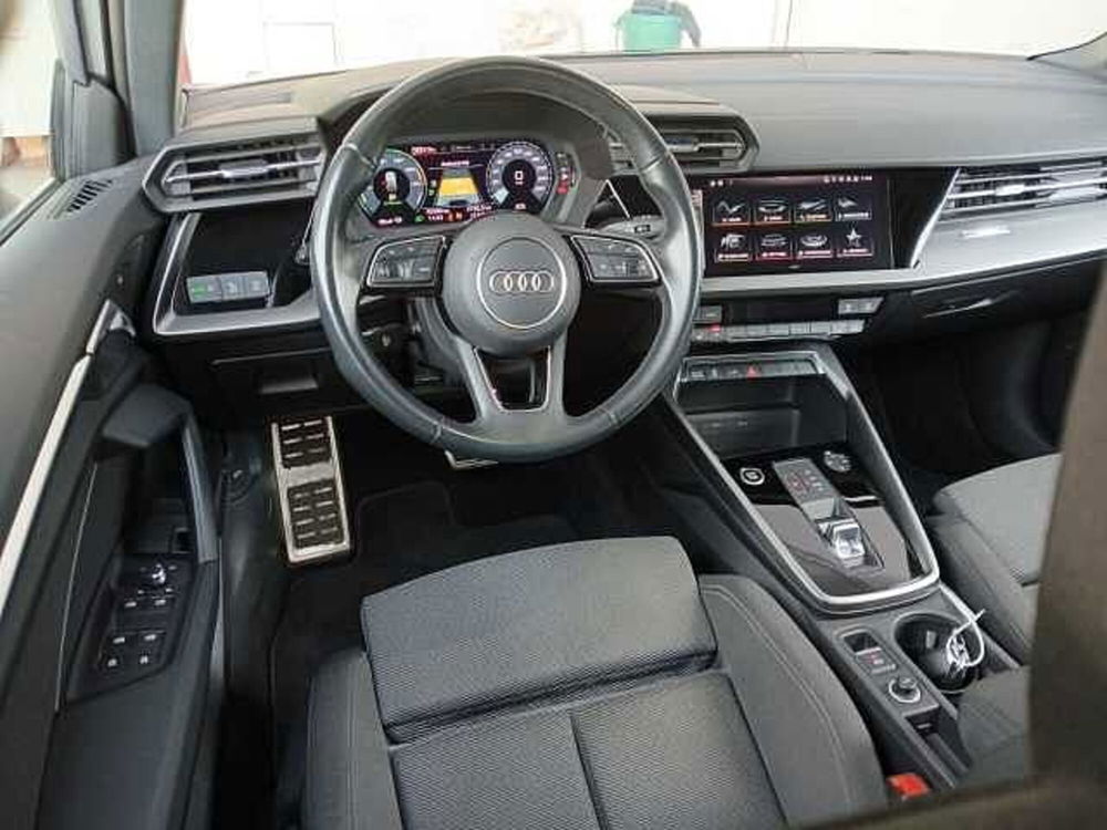 Audi Q4 Sportback usata a Lucca (3)