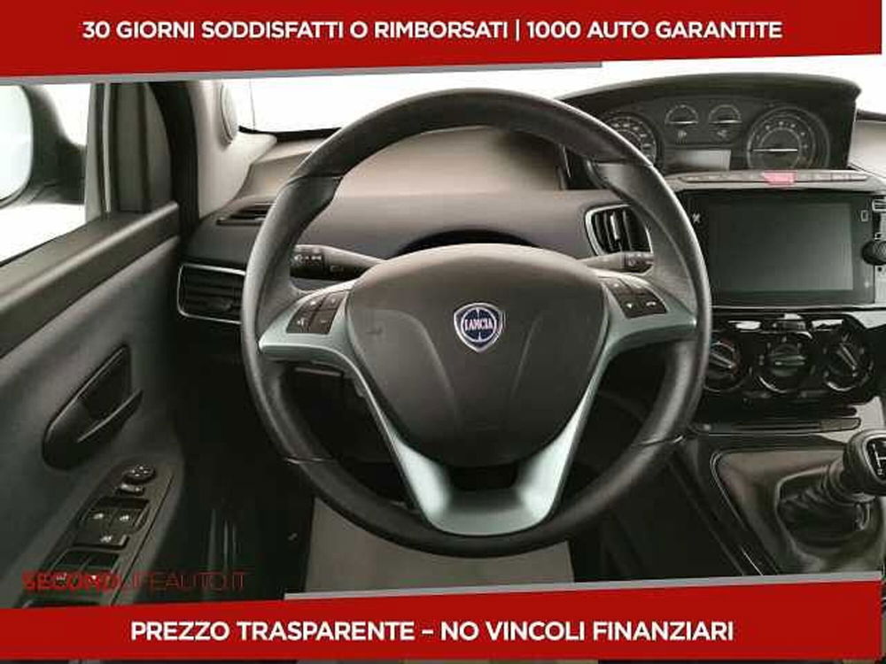 Lancia Ypsilon usata a Chieti (9)