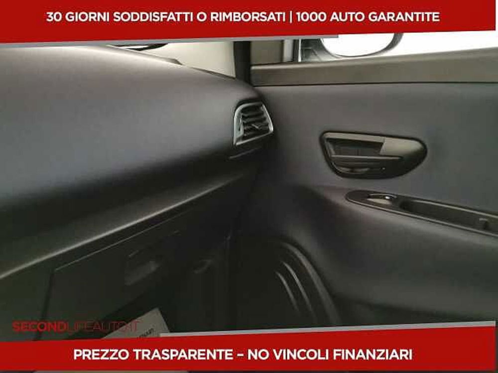 Lancia Ypsilon usata a Chieti (16)