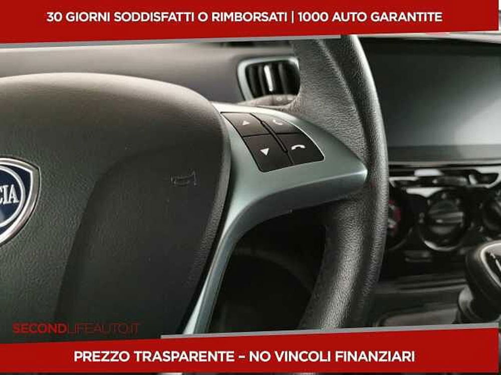 Lancia Ypsilon usata a Chieti (18)