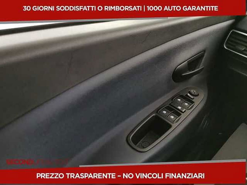 Lancia Ypsilon usata a Chieti (19)