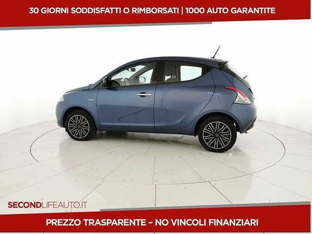 Lancia Ypsilon usata a Chieti (2)