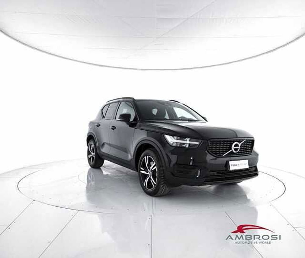 Volvo XC40 usata a Viterbo (2)