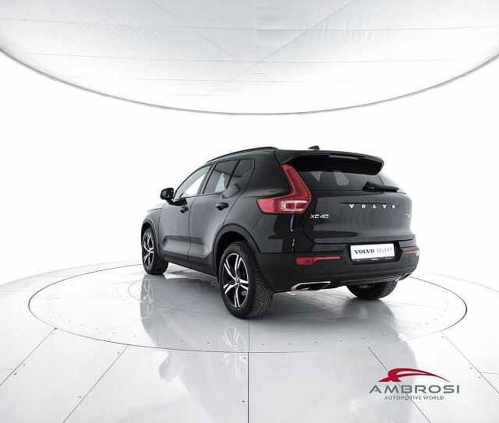 Volvo XC40 usata a Viterbo (4)