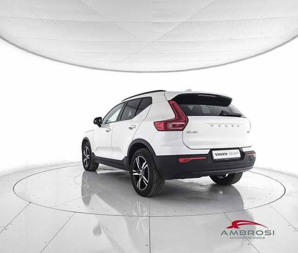 Volvo XC40 usata a Viterbo (4)