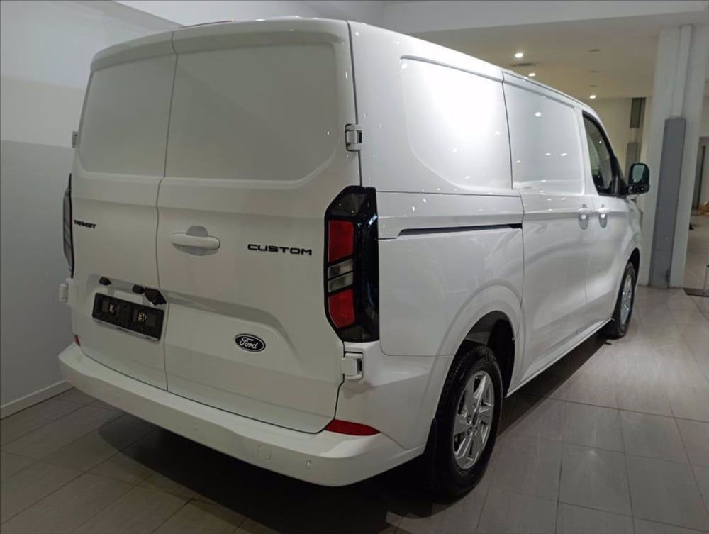 Ford Transit Custom Furgone nuova a Milano (2)