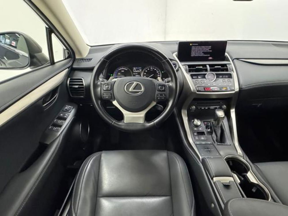 Lexus NX usata a Como (10)