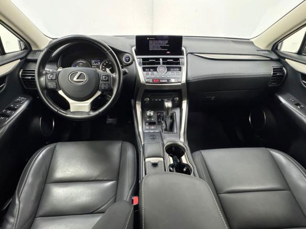 Lexus NX usata a Como (4)