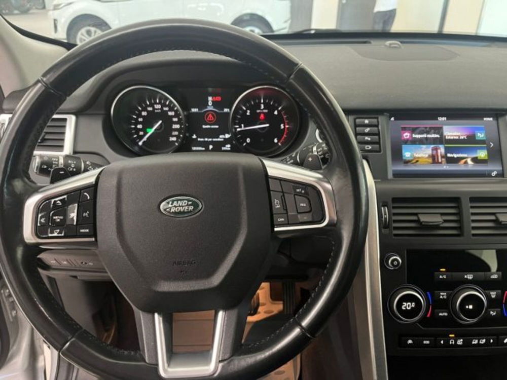 Land Rover Discovery Sport usata a Modena (6)