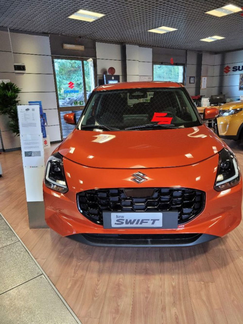 Suzuki Swift nuova a Bologna (2)