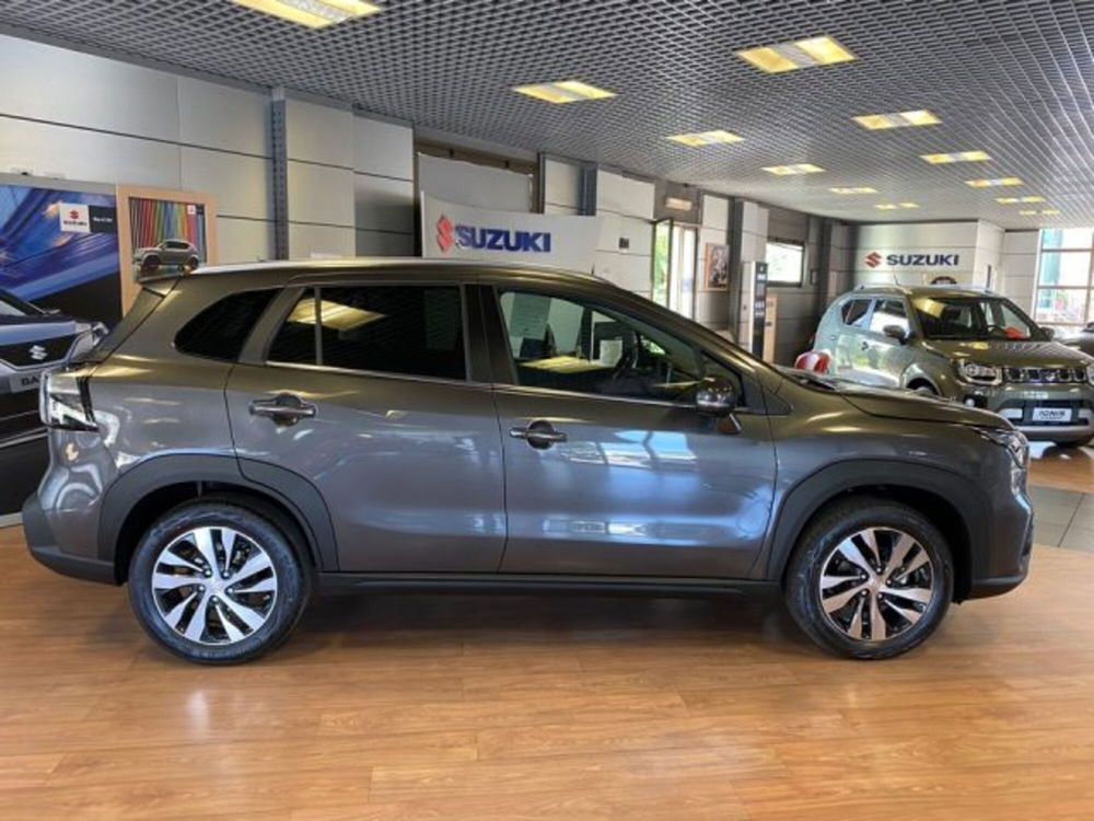 Suzuki S-Cross nuova a Bologna (5)