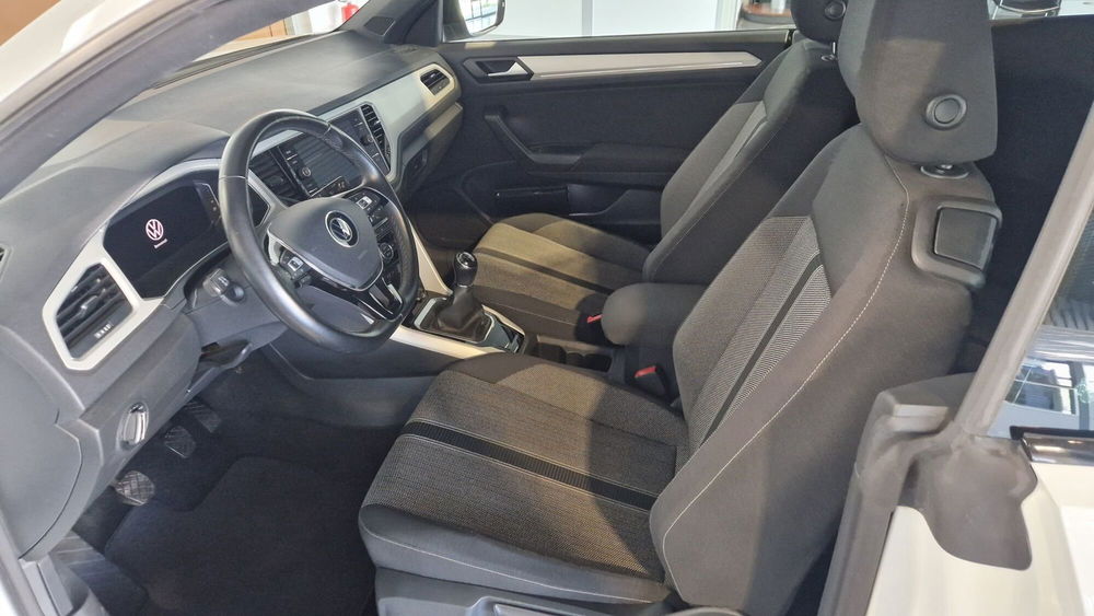 Volkswagen T-Roc Cabrio usata a Vercelli (12)