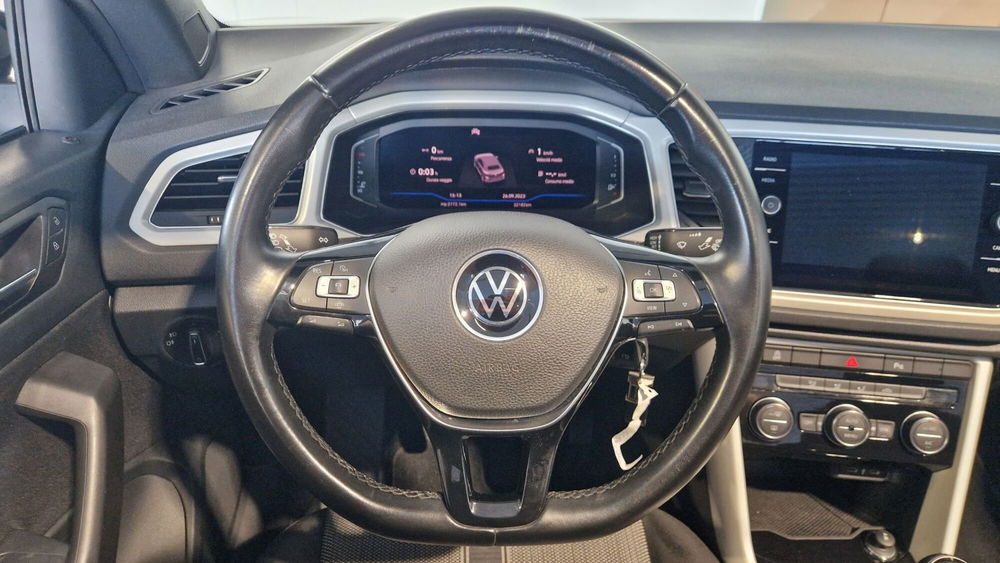 Volkswagen T-Roc Cabrio usata a Vercelli (15)