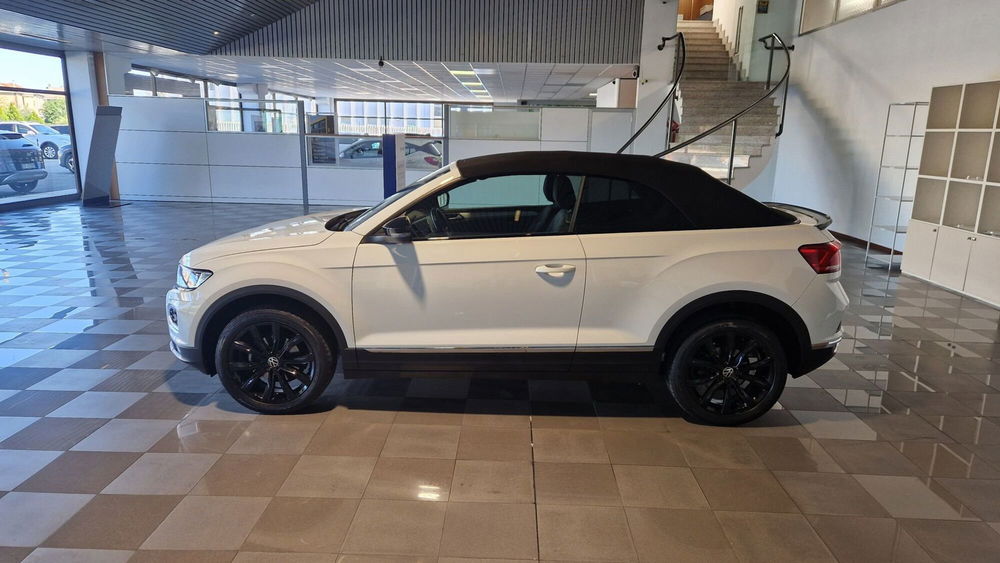 Volkswagen T-Roc Cabrio usata a Vercelli (9)