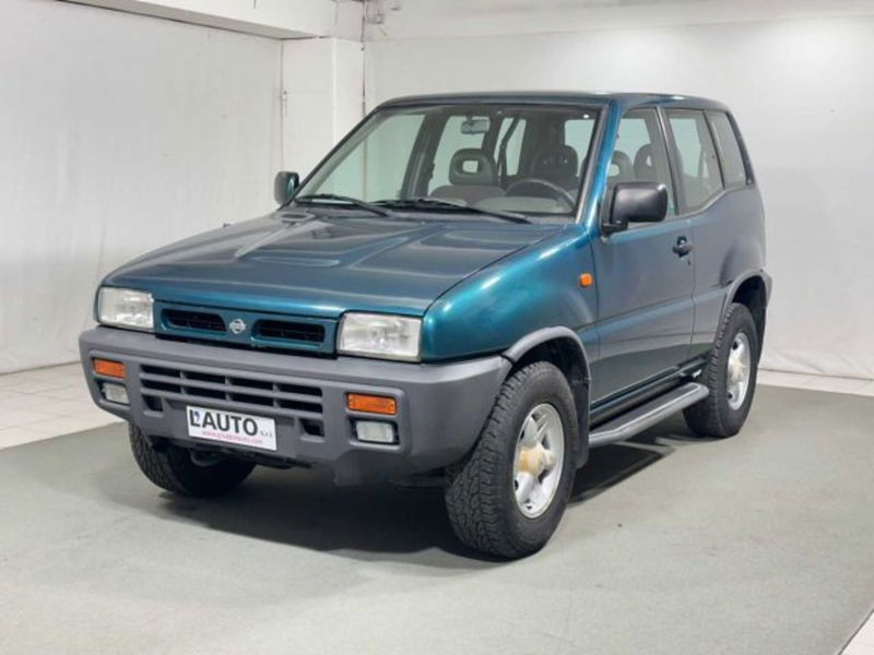 Nissan Terrano II 2.7 turbodiesel 3 porte SE del 1995 usata a Caspoggio