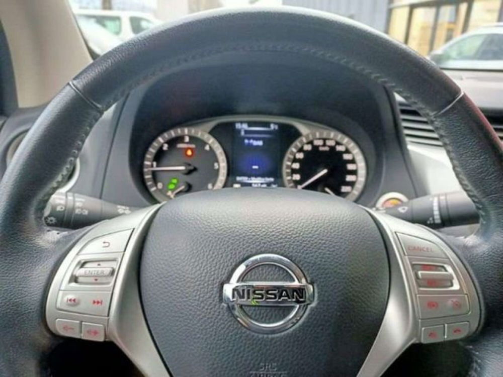 Nissan Navara usata a Firenze (20)