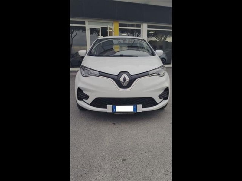 Renault Zoe Iconic R135 qstomize van del 2020 usata a Grosseto