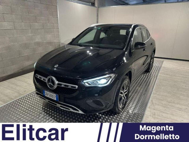 Mercedes-Benz GLA SUV 200 Automatic Sport del 2021 usata a Magenta