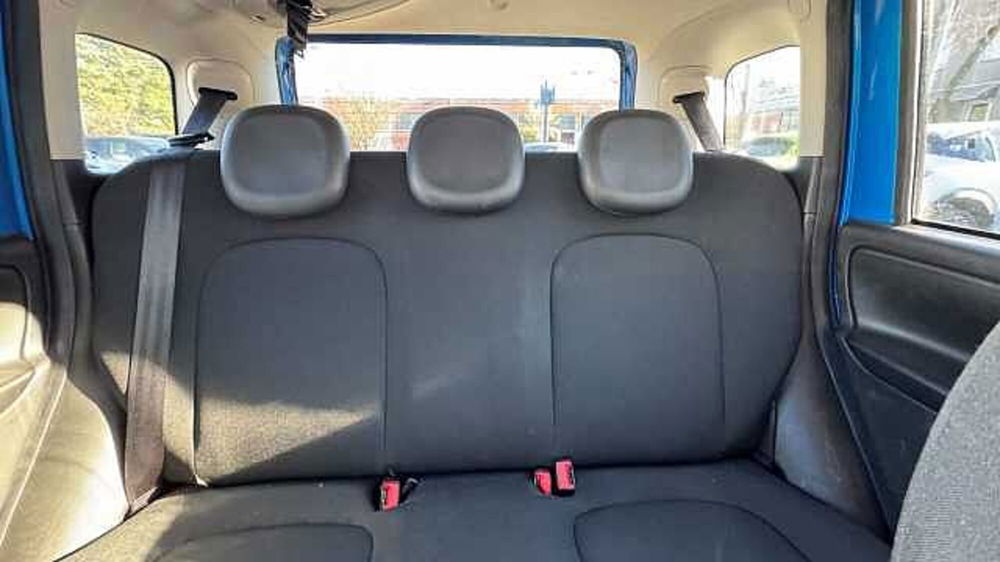 Fiat Panda Cross usata a Milano (12)