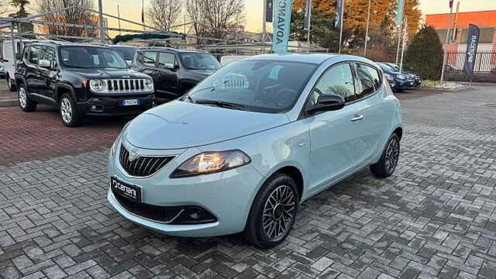 Lancia Ypsilon usata a Milano