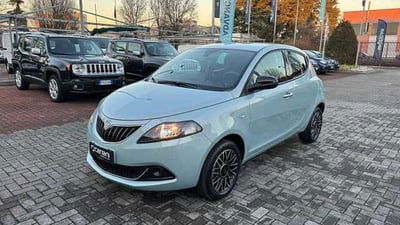 Lancia Ypsilon 1.0 FireFly 5 porte S&amp;S Hybrid Gold Plus del 2023 usata a Legnano