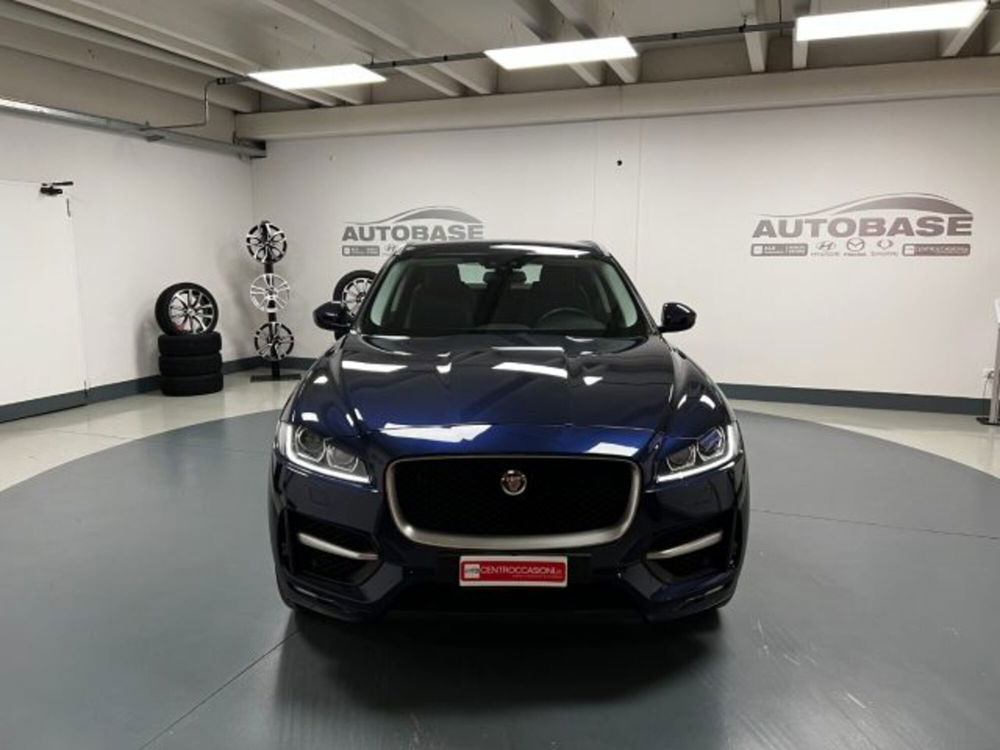 Jaguar F-Pace usata a Brescia (2)