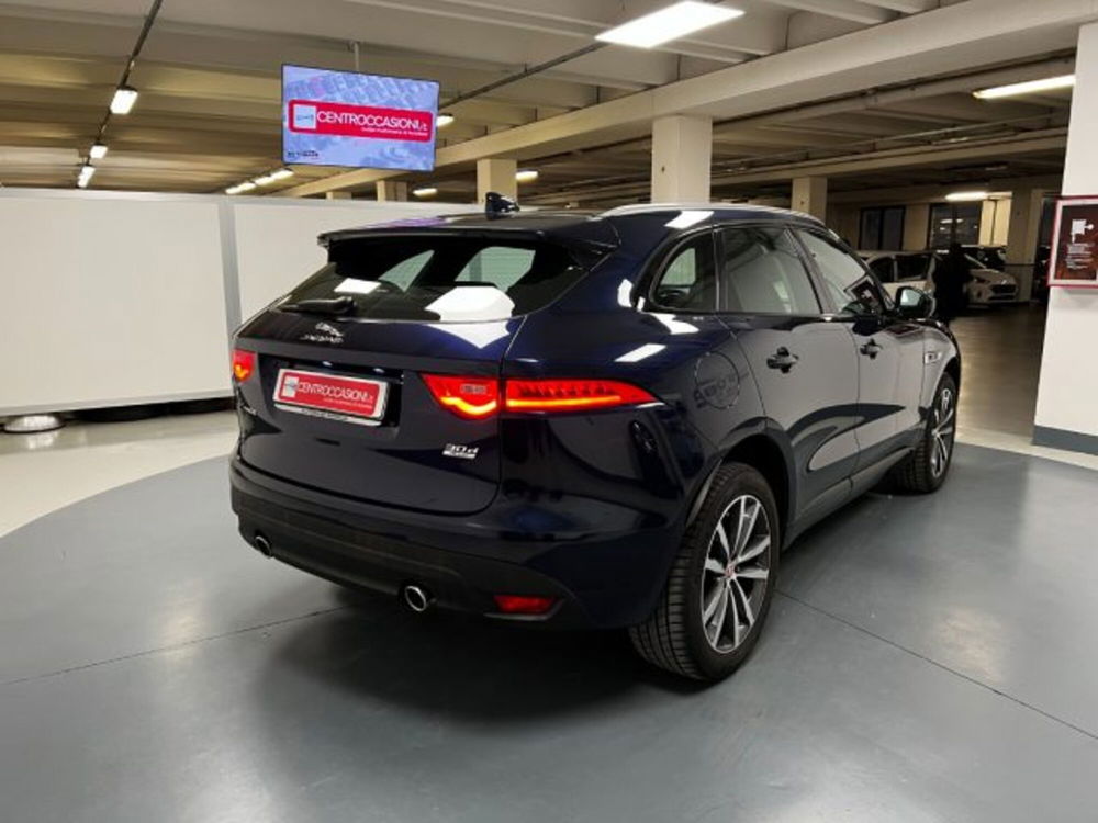 Jaguar F-Pace usata a Brescia (7)