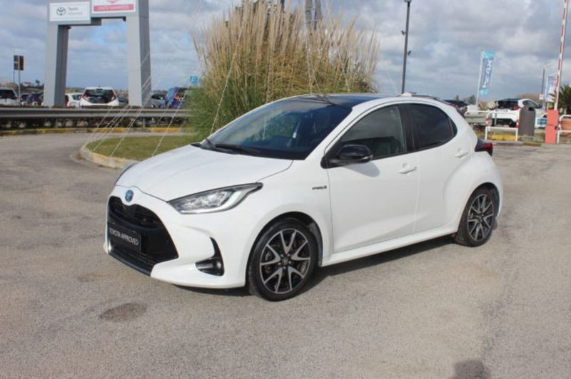 Toyota Yaris 1.5 Hybrid 5 porte Lounge del 2020 usata a Roma