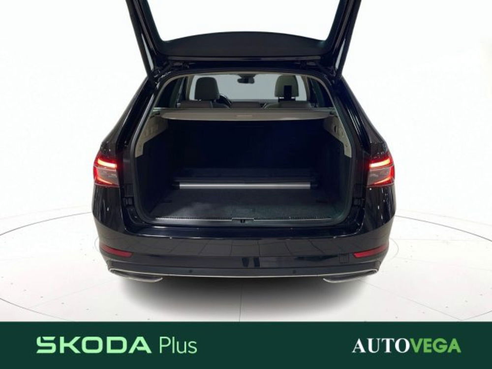 Skoda Superb Station Wagon usata a Vicenza (18)