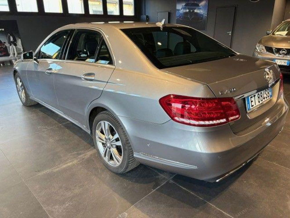 Mercedes-Benz Classe E usata a Modena (8)