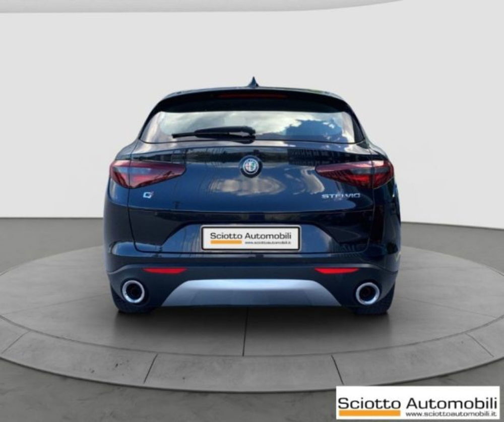 Alfa Romeo Stelvio nuova a Messina (3)