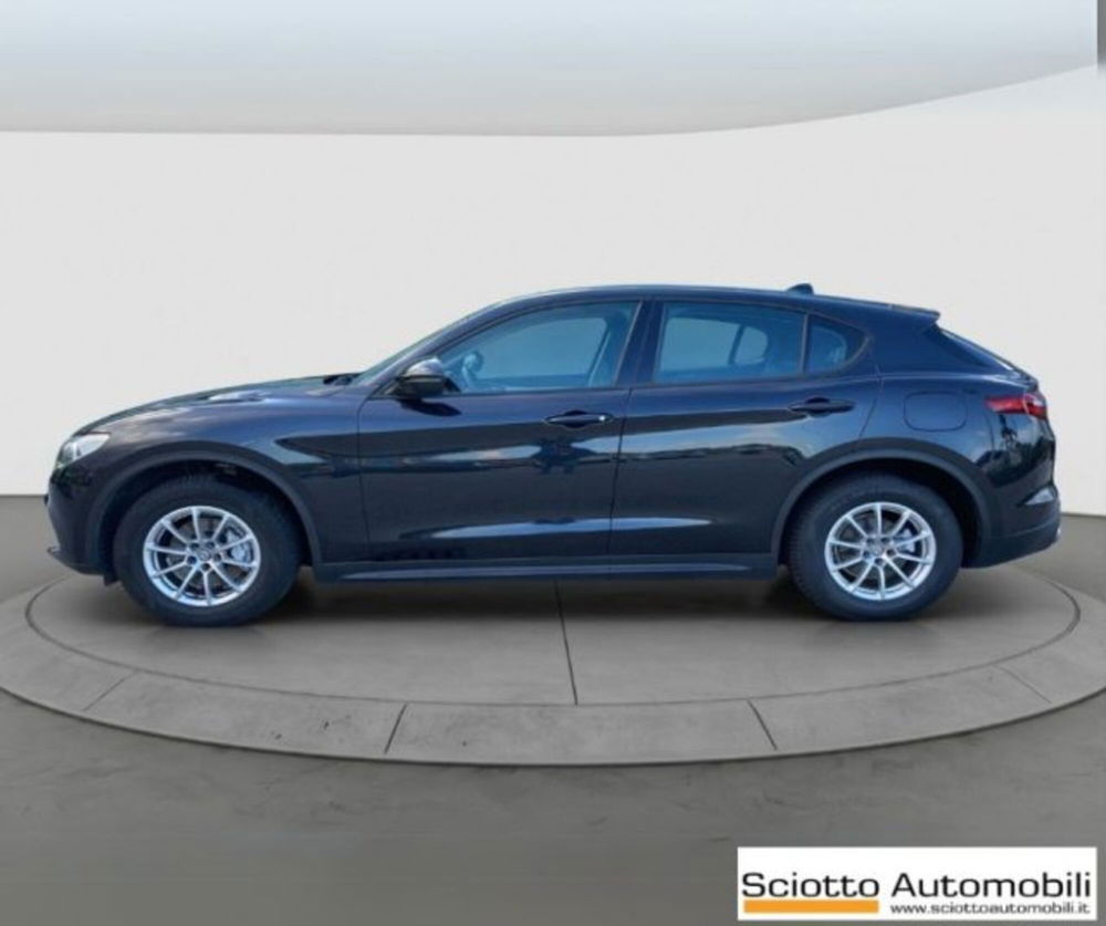 Alfa Romeo Stelvio nuova a Messina (5)