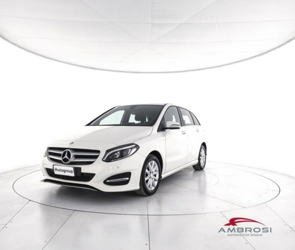 Mercedes-Benz CLA Shooting Brake usata a Perugia