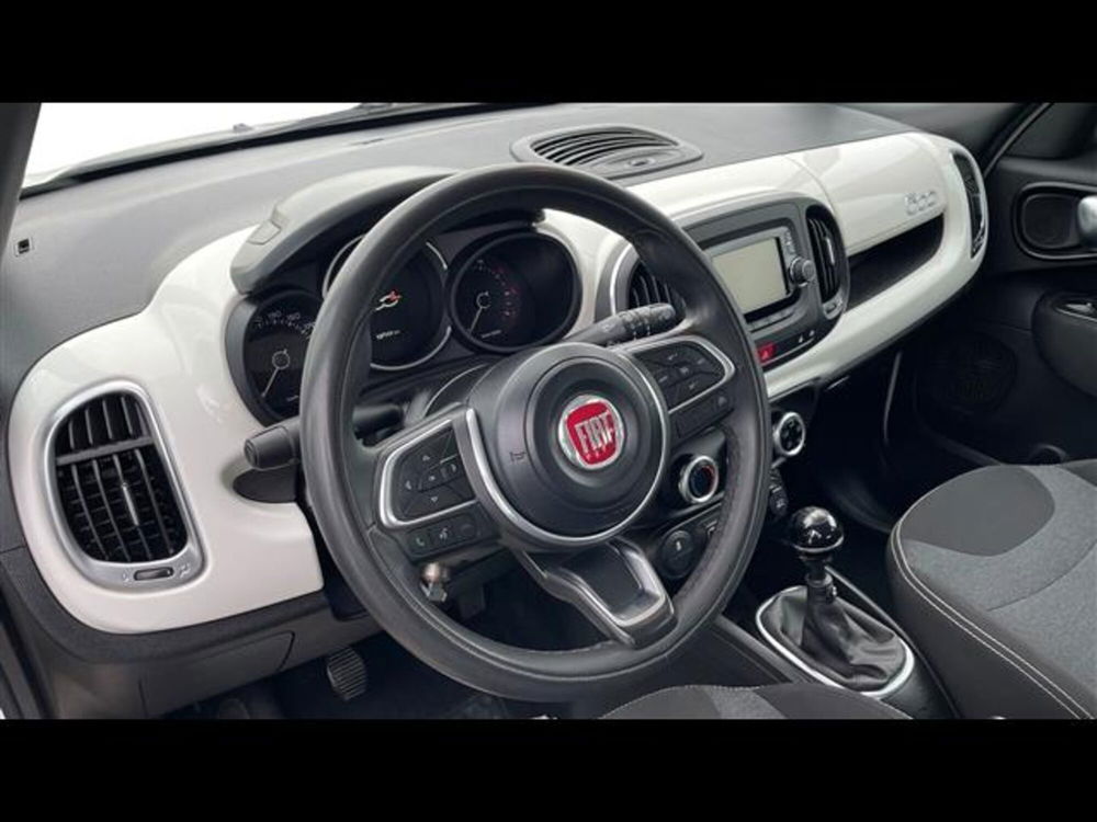 Fiat 500L Living usata a Lecce (9)