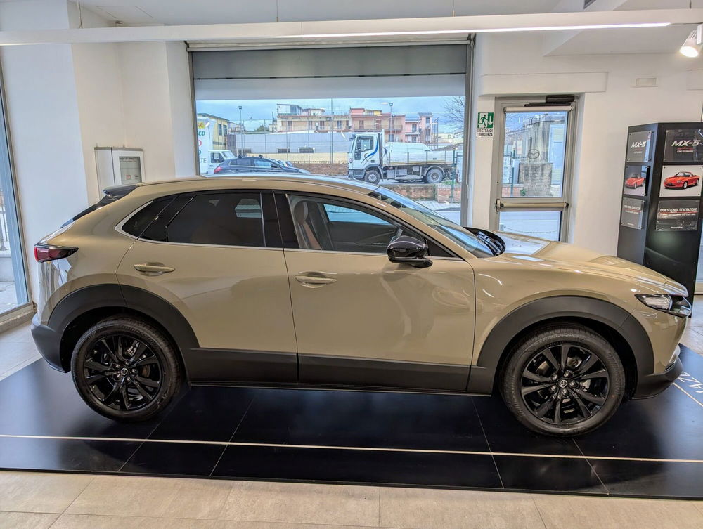 Mazda CX-30 nuova a Napoli (2)