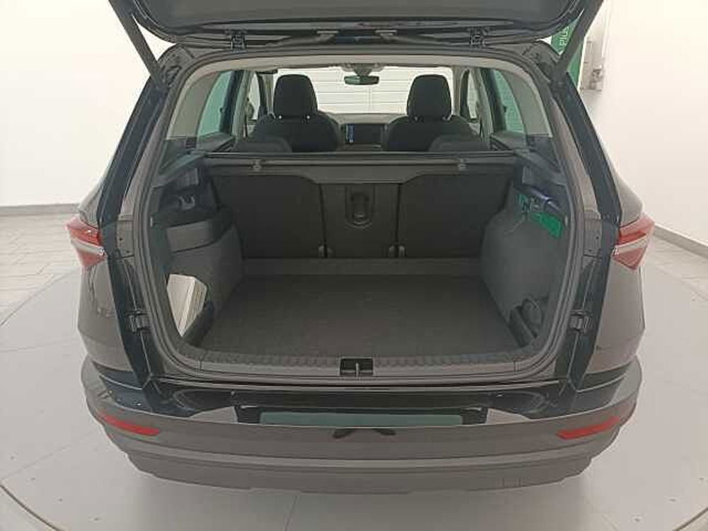 Skoda Karoq nuova a Varese (11)