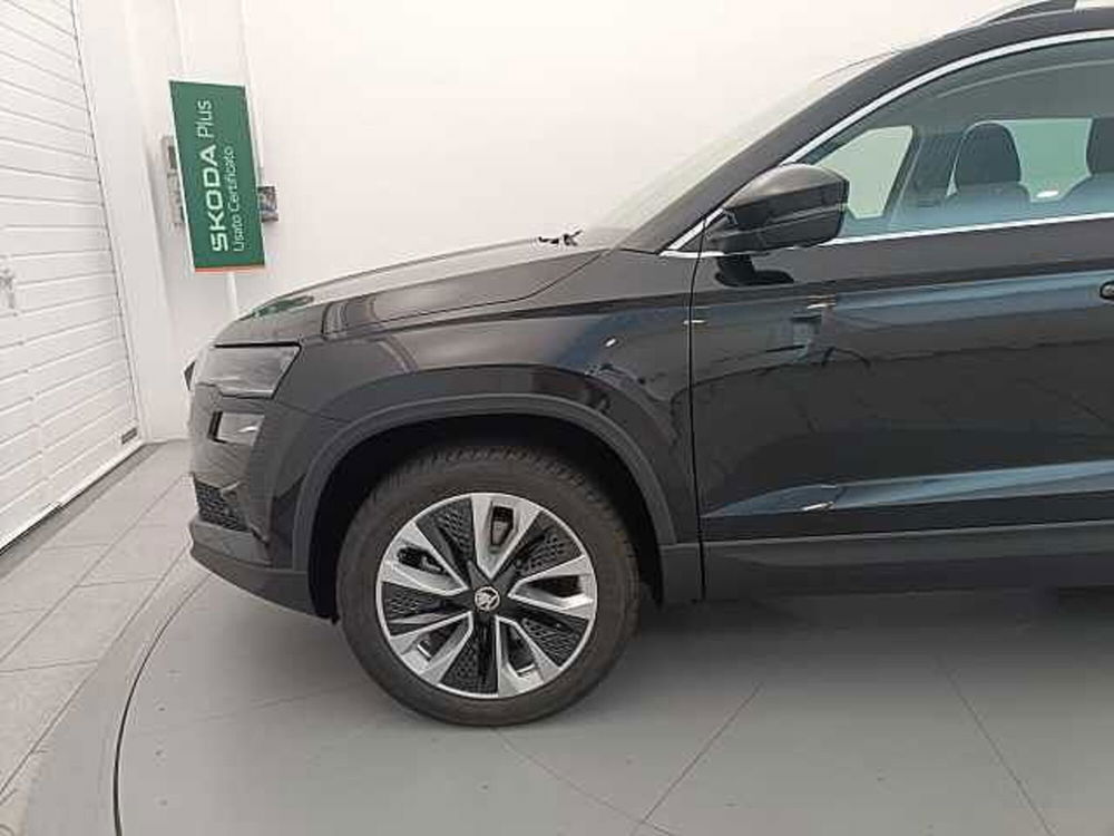 Skoda Karoq nuova a Varese (7)