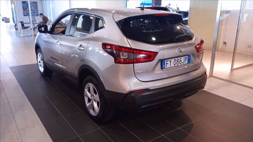 Nissan Qashqai usata a Milano (5)