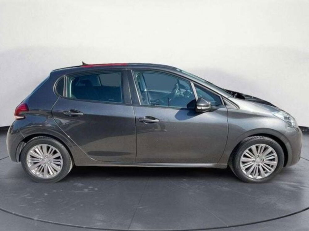 Peugeot 208 usata a Firenze (8)