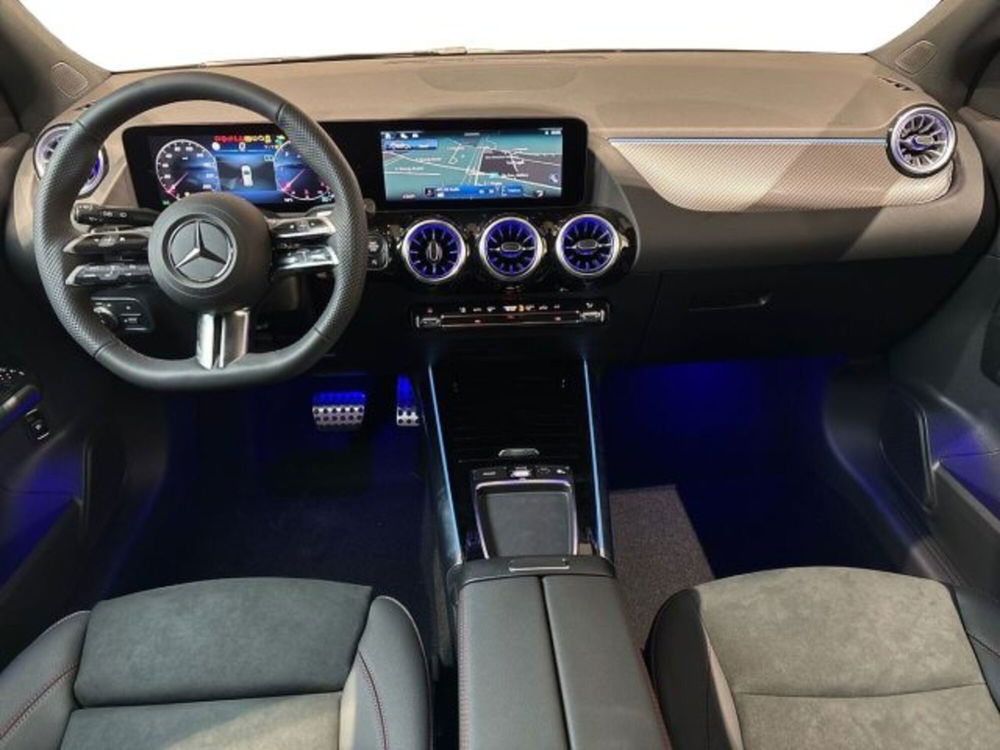 Mercedes-Benz GLA SUV nuova a Bologna (13)