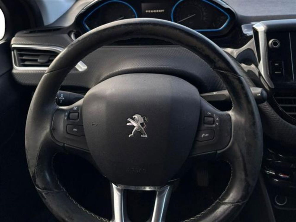 Peugeot 2008 usata a Livorno (11)