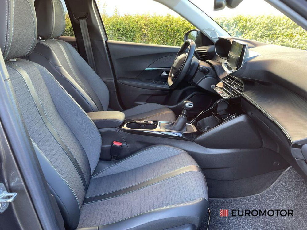 Peugeot 2008 usata a Bari (12)