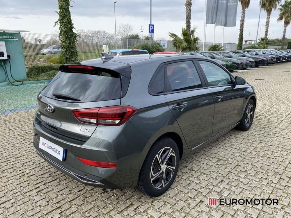 Hyundai i30 usata a Bari (6)