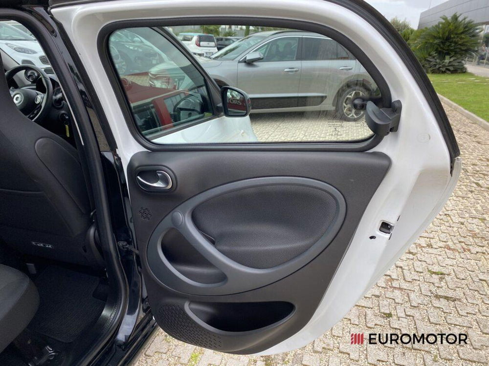 smart forfour usata a Bari (11)