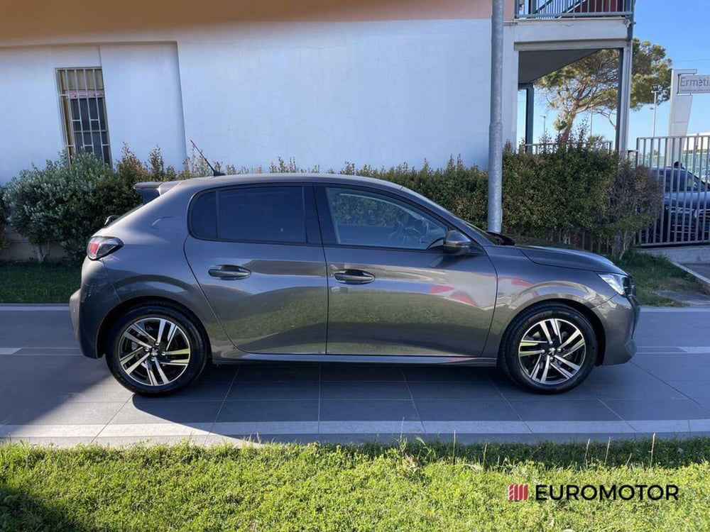 Peugeot 208 usata a Bari (4)